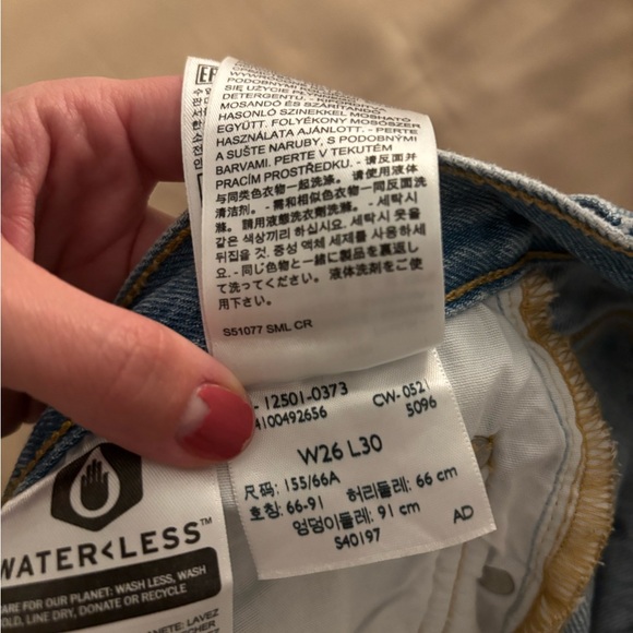 EUC Levi’s 501 - Picture 9 of 9